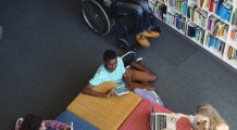 Jongeren in de bibliotheek